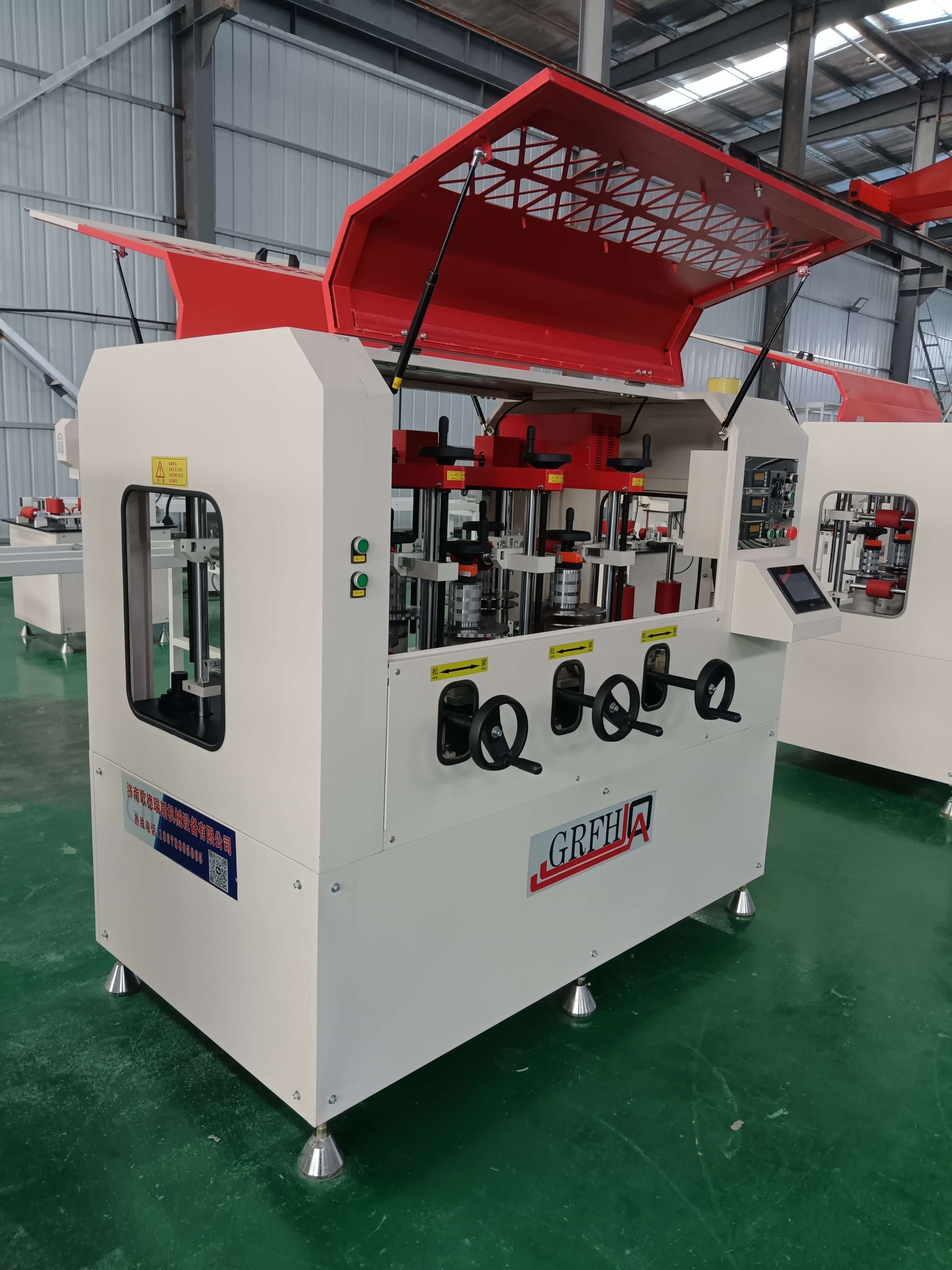 在緊急情況下快速停機滾壓復合機的步驟